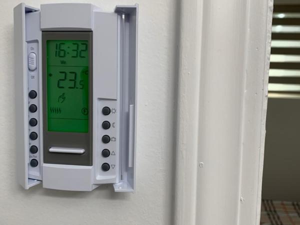 Cozy bedrooms in Vancouver West : photo 2 de la chambre chambre double