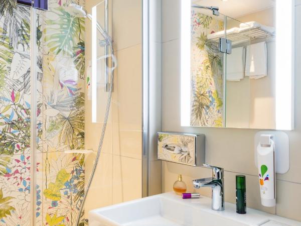 ibis Styles Paris Boulogne Marcel Sembat : photo 3 de la chambre chambre lits jumeaux et chambre double adjacentes