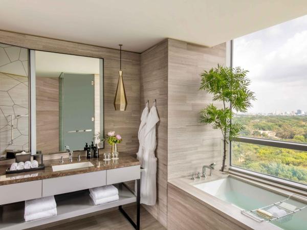 Four Seasons Hotel Bengaluru at Embassy ONE : photo 3 de la chambre four seasons cityscape suite with airport transfers & cocktail hours