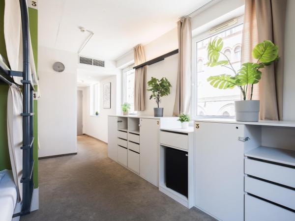 Maverick Urban Lodge : photo 7 de la chambre lit dans dortoir mixte de 4 lits