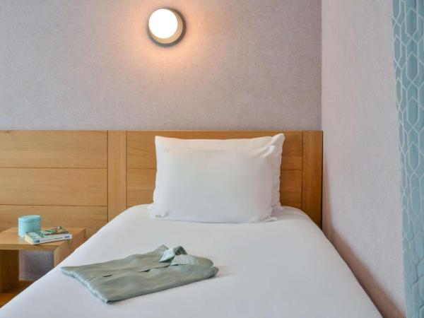 Sure Hotel by Best Western Centre Beaune : photo 6 de la chambre chambre lits jumeaux standard