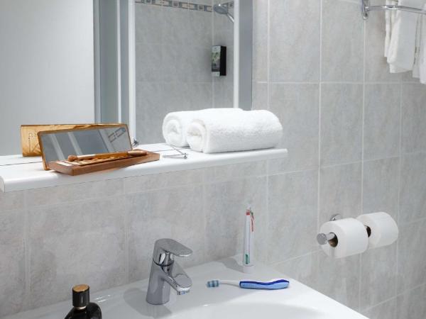 Sure Hotel by Best Western Centre Beaune : photo 6 de la chambre chambre standard lit queen-size