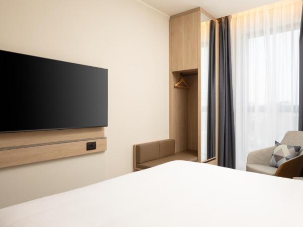Courtyard by Marriott Milano Linate : photo 5 de la chambre chambre lit king-size standard