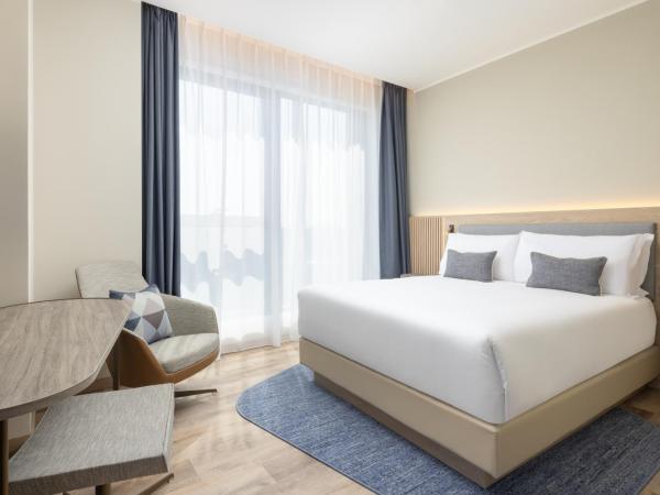 Courtyard by Marriott Milano Linate : photo 6 de la chambre chambre lit queen-size premium