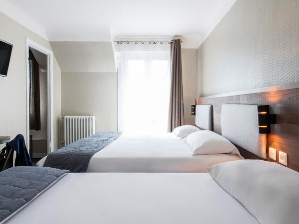 Hôtel Ambassadeur : photo 3 de la chambre chambre triple