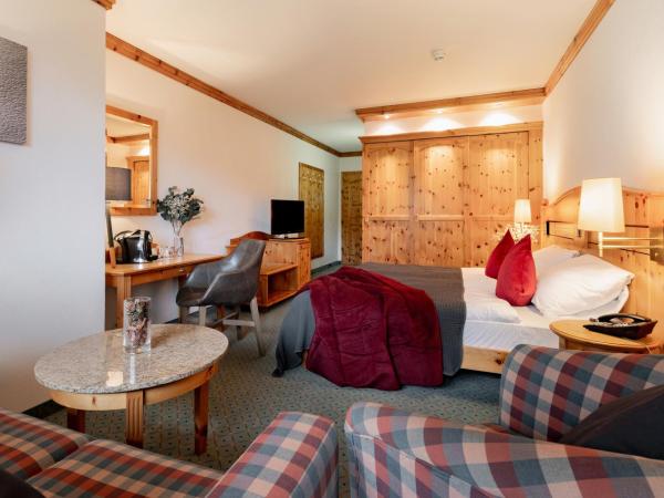 AROSA ALPINE CLUB - Adults only : photo 3 de la chambre chambre double ou lits jumeaux supérieure