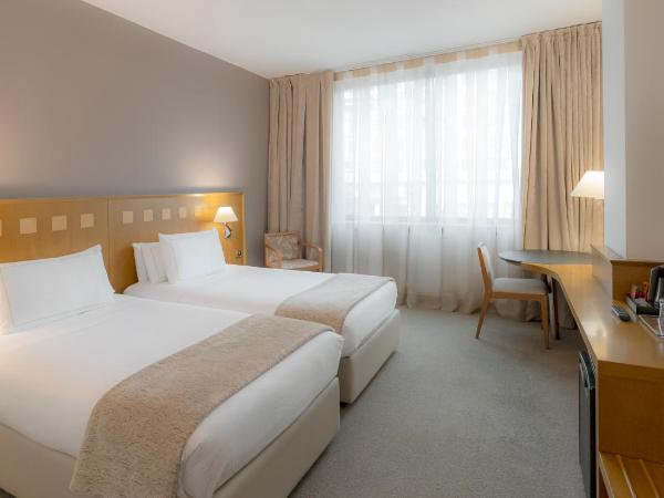 Carlemany Girona : photo 1 de la chambre chambre lits jumeaux