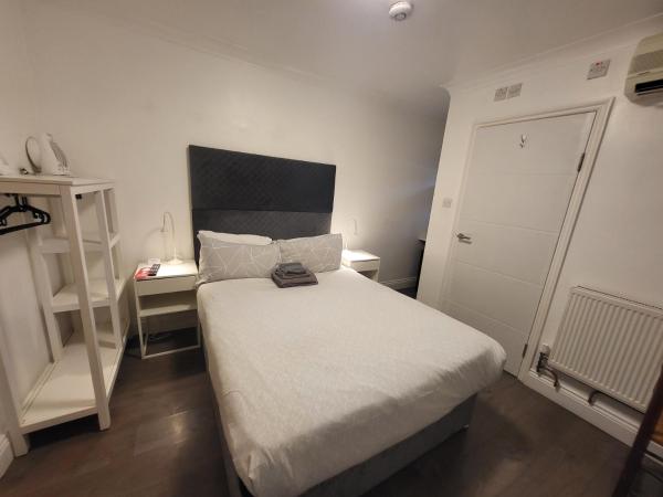 Abbey Point Hotel : photo 7 de la chambre hébergement double micro