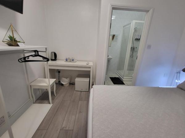 Abbey Point Hotel : photo 1 de la chambre hébergement silencieux (sans vue)