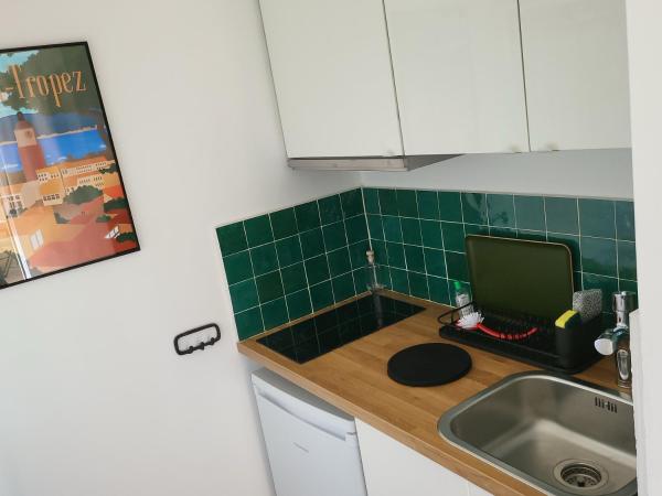 Villa Hélène : photo 5 de la chambre chambre lit queen-size