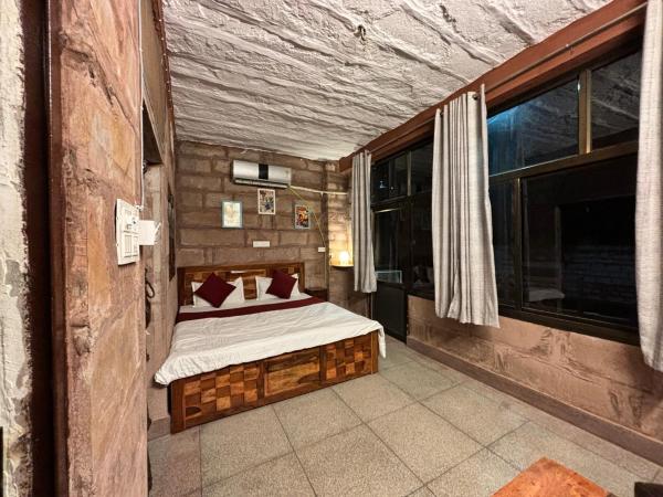 BlaBla Hostel : photo 5 de la chambre chambre double deluxe avec vue sur château