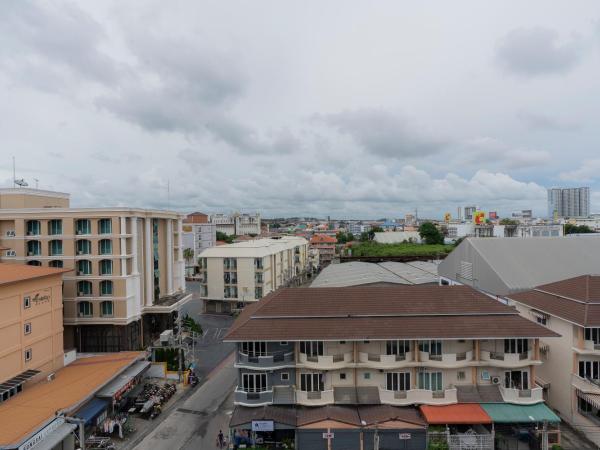 The Grass Serviced Suites : photo 7 de la chambre chambre lit king-size deluxe