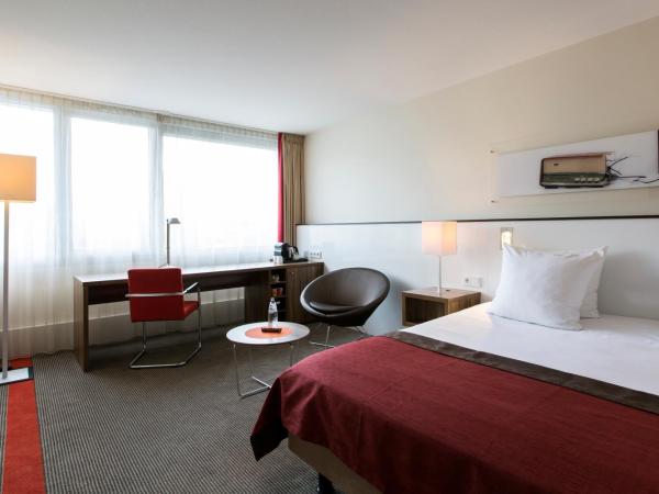 Holiday Inn Eindhoven Centre, an IHG Hotel : photo 1 de la chambre chambre standard