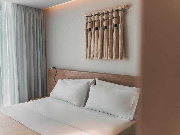 AKEN Mind Mérida Hotel : photo 7 de la chambre chambre lit king-size deluxe