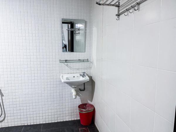 Ho Hotel : photo 6 de la chambre chambre lit queen-size deluxe