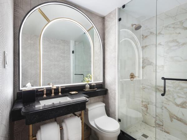 Omni Severin Hotel : photo 8 de la chambre chambre deluxe avec 2 lits doubles