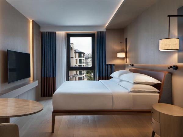 Sheraton Istanbul City Center : photo 8 de la chambre suite exécutive avec accès au salon