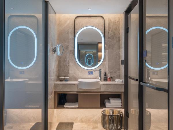 Beijing Guangxi Hotel : photo 2 de la chambre chambre double avec salle de bains privative