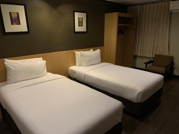 Bangkok Inter Place : photo 2 de la chambre deluxe middle twin no window