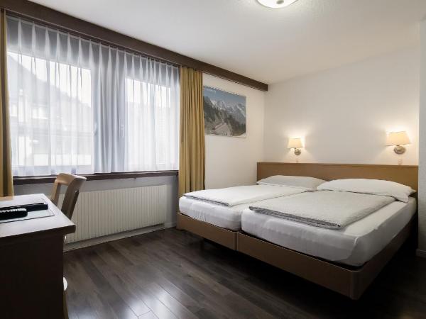 Hotel Rössli : photo 2 de la chambre chambre double - vue sur jardin