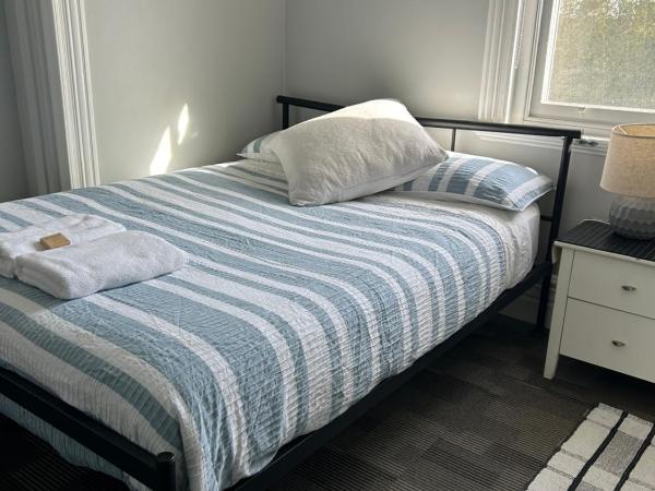 Manly Bunkhouse : photo 3 de la chambre chambre double avec salle de bains privative