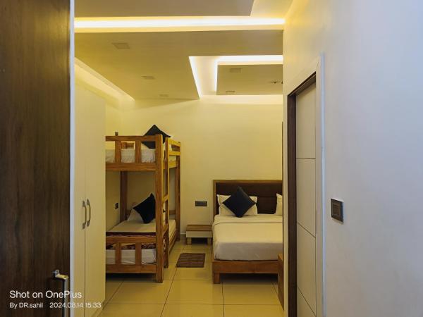 Good Vibes Hotel : photo 4 de la chambre chambre quadruple de luxe