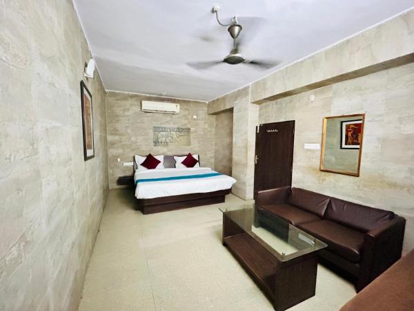 Bachan Niwas Hotel : photo 6 de la chambre chambre lit king-size deluxe