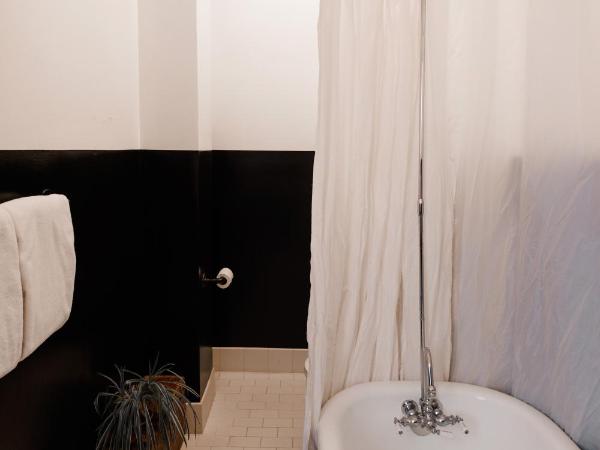 The Clyde Hotel Portland by Kasa : photo 8 de la chambre queen room - self check-in with virtual front desk