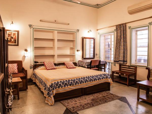 Tara Niwas : photo 1 de la chambre chambre de luxe familiale (4 adultes)