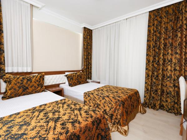 The Corner Park Hotel : photo 3 de la chambre chambre lits jumeaux standard - vue sur mer