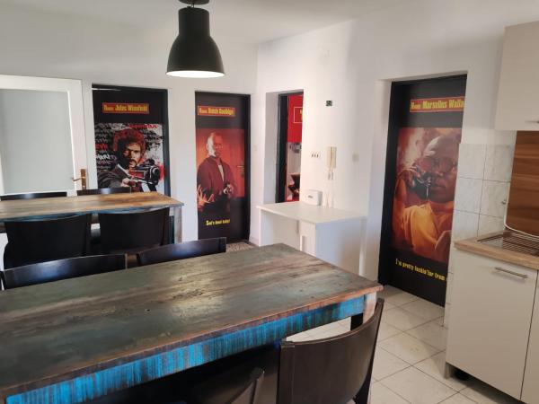 Hostel Pulp Fiction : photo 3 de la chambre lit dans dortoir 6 lits