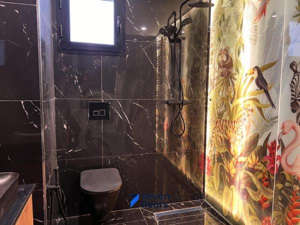 Seven Floors : photo 7 de la chambre chambre lit queen-size