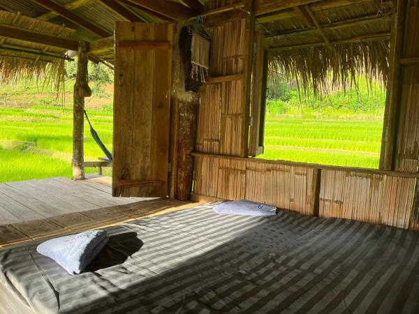 Chibacall Karen Mountain Hideaway Farmstay : photo 8 de la chambre chambre double avec balcon