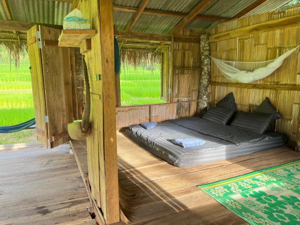 Chibacall Karen Mountain Hideaway Farmstay : photo 7 de la chambre chambre double avec balcon