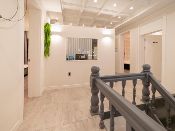 Cloud Hong-Dae : photo 6 de la chambre suite familiale