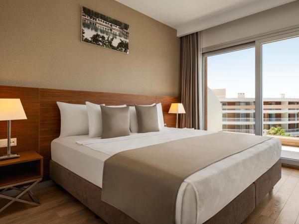 La Quinta by Wyndham Cesme : photo 3 de la chambre junior queen suite with garden view