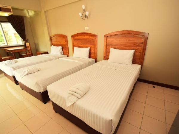 Best LD Hotel โรงแรมเบส แอลดี : photo 3 de la chambre chambre triple