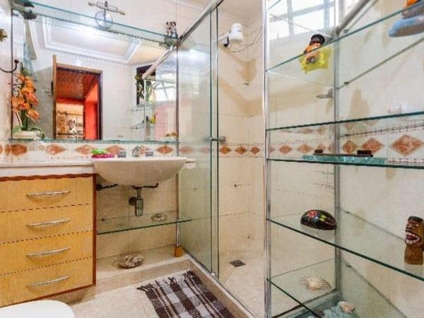 Espaço Grajaú : photo 2 de la chambre chambre lit queen-size avec salle de bains commune