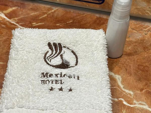 Hotel Mexicali : photo 6 de la chambre suite familiale