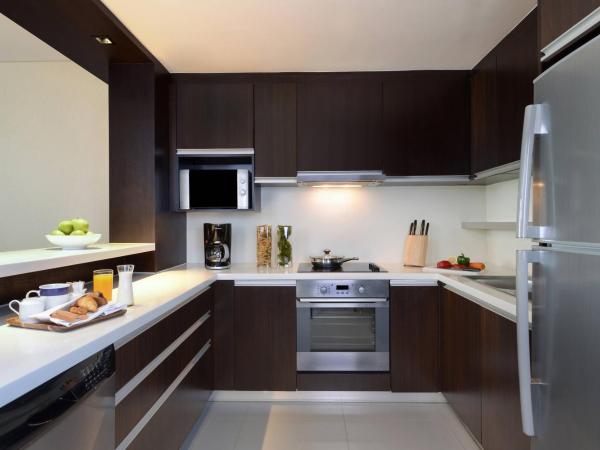 Sathorn Vista, Bangkok - Marriott Executive Apartments : photo 9 de la chambre suite 1 chambre lit king-size exécutive - vue sur ville