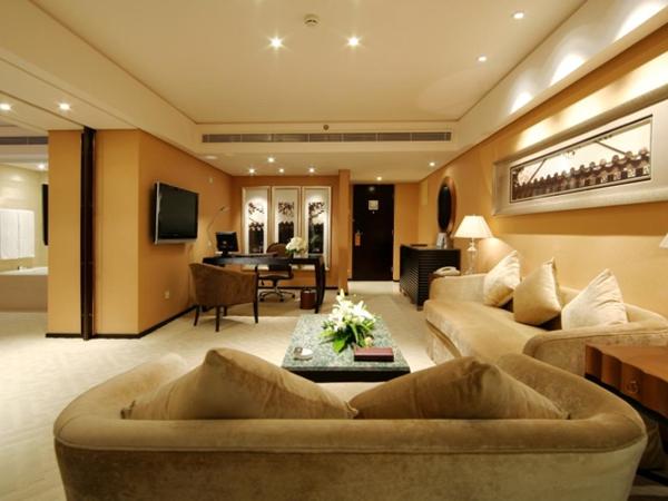 The Lakeview Hotel : photo 4 de la chambre suite - vue sur lac