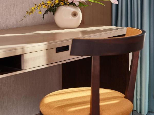 The Lakeview Hotel : photo 3 de la chambre chambre lit king-size nouvelle de luxe