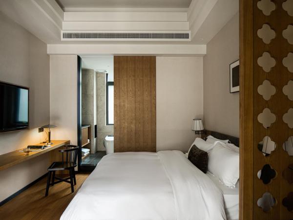 Vintage Attic Hotel of Chongqing : photo 8 de la chambre chambre lit king-size standard