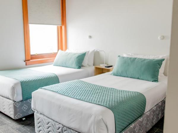 The Cambridge Hotel : photo 8 de la chambre chambre double ou lits jumeaux avec salle de bains privative