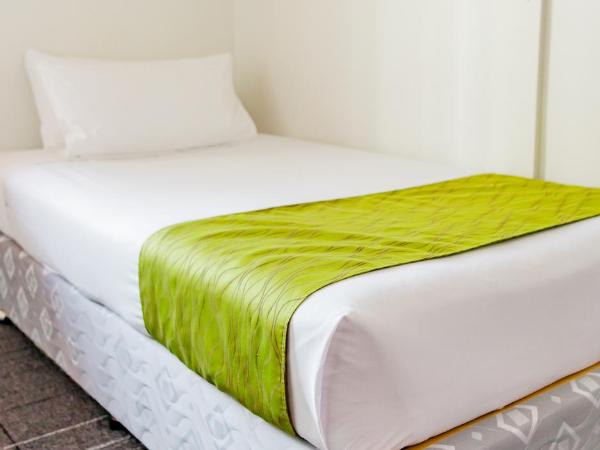 The Cambridge Hotel : photo 2 de la chambre chambre simple avec salle de bains privative