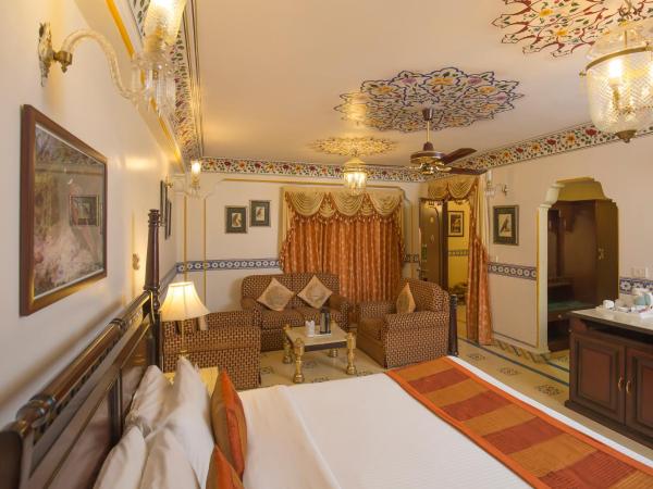 Umaid Bhawan - A Heritage Style Boutique Hotel : photo 9 de la chambre suite royale - prise en charge gratuite à l'arrivée uniquement depuis la gare ferroviaire ou routière