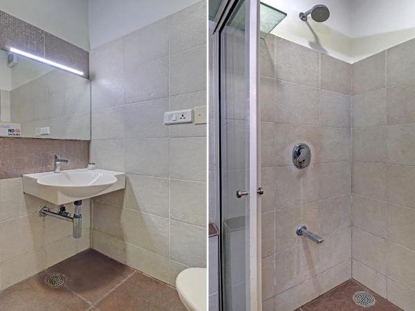 Treebo Astor HSR Layout : photo 7 de la chambre chambre double standard