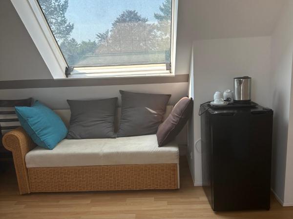 Hotel Pirol : photo 5 de la chambre chambre quadruple avec salle de bains commune