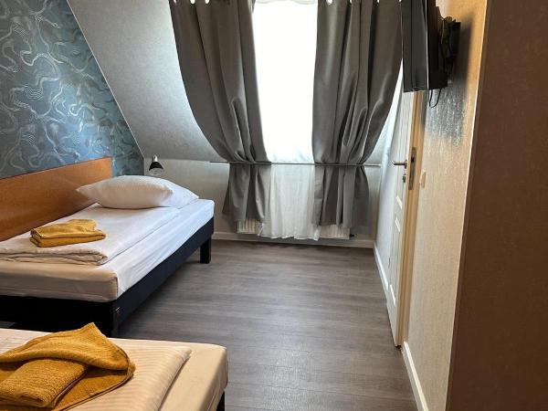 Hotel Pirol : photo 8 de la chambre chambre triple avec terrasse