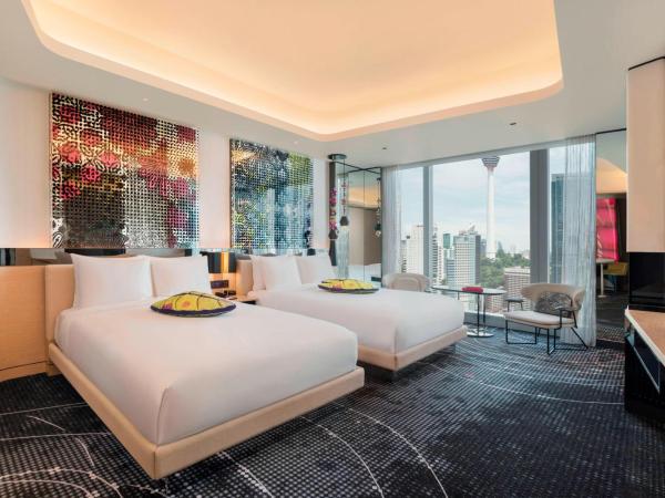 W Kuala Lumpur : photo 4 de la chambre chambre magnifique avec 2 lits queen-size
